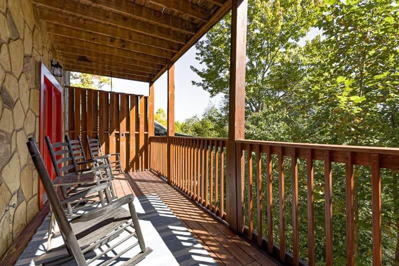 Movie Theater Hot Tub View Mountain Escape Villa Gatlinburg Dış mekan fotoğraf